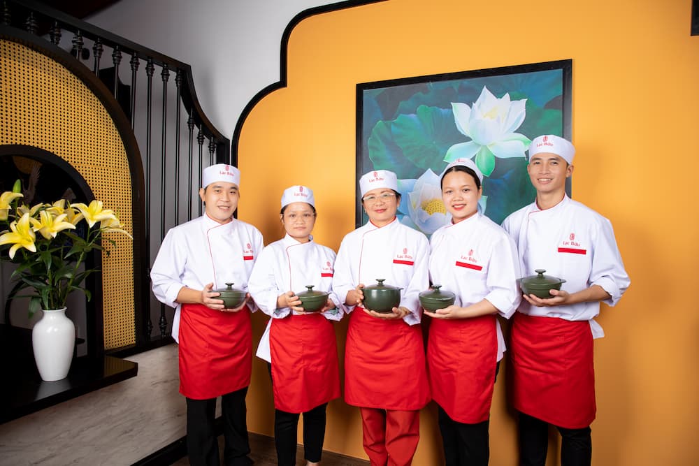 Câu chuyện Lạc Bửu